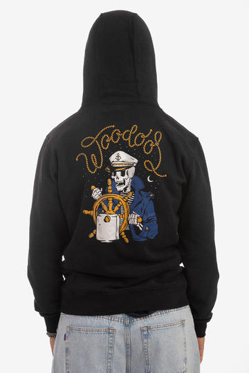 Buzo de hombre WOODOO CAPITAN SKULL - NEGRO